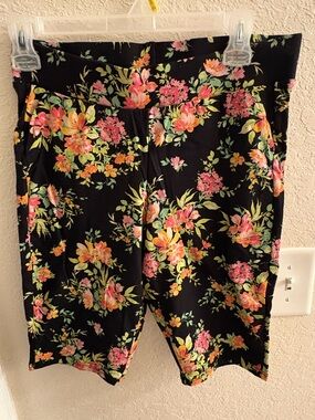 Torrid Black Floral High-Rise Bike Shorts Size Large